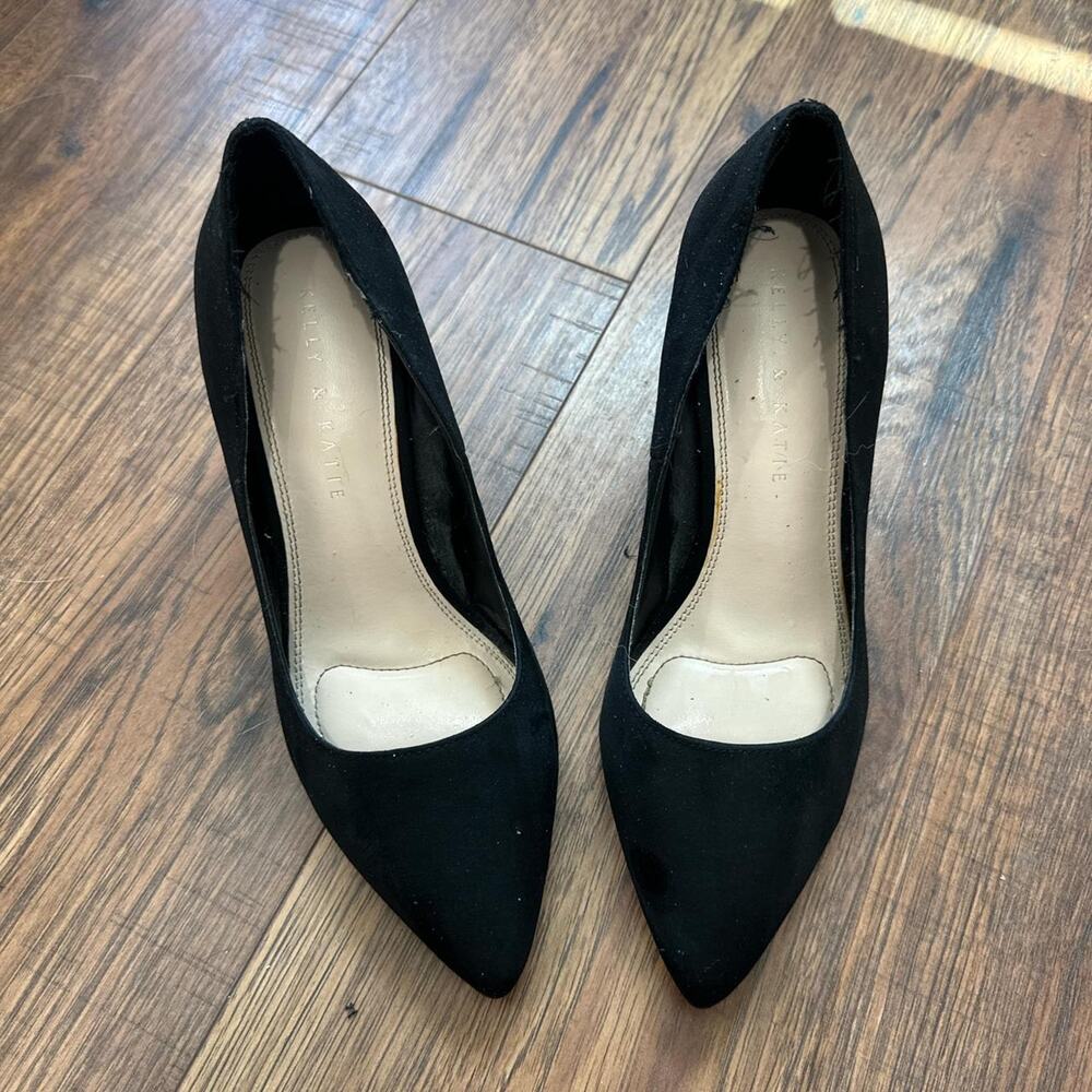 Black Suede Pumps